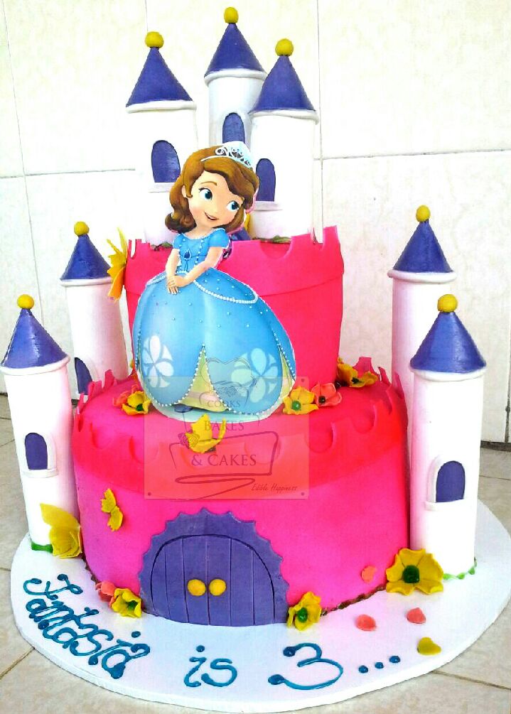 Sophia Caste cale by Grace Githinji of Cooks_Bakes and Cakes Bakery